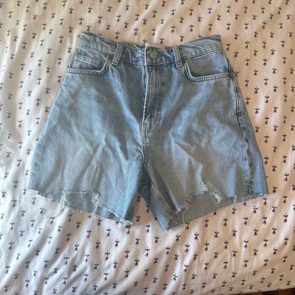 Reformation Saige shorts